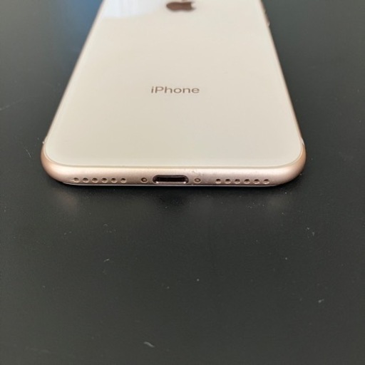 iPhone8 64GB シルバー