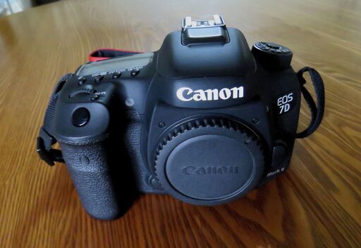 【値下げ】EOS 7DMark2　本体