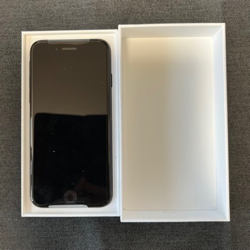 iPhone SE ブラック 64GB 第2世代 SIMフリー