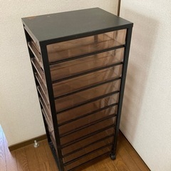 10段収納ラック・車輪付きの画像