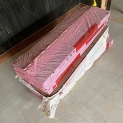 屋根材　建材　の余りです　その他付属品あります　