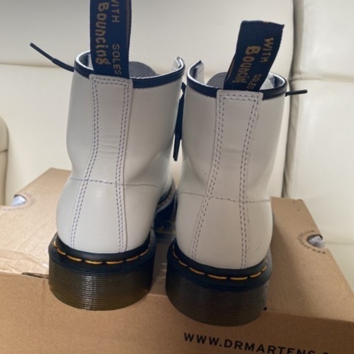 ドクターマーチン Dr.Martens ブーツ 8ホール