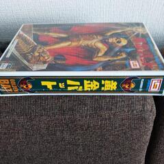 黄金バット プラモデルの画像