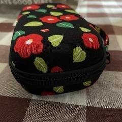 くろちくコスメケース新品の画像