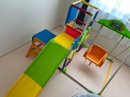 ジャングルジム