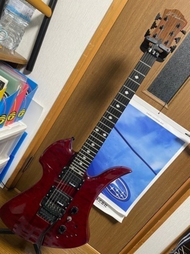 商談中[値下げ] b.c.rich モッキンバード　スルーネックモデル　エレキギター　シースルーレッド