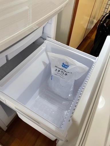 シャープ　冷蔵庫　ほぼ未使用