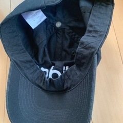 adidas帽子の画像