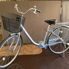 【タイヤ・チューブ新品！軽量アルミフレーム】26インチ　自転車　ピンク
