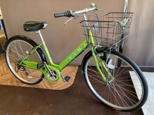 取引き中【タイヤ・チューブ新品！】6段変速　LEDライト　26インチ　自転車　グリーン