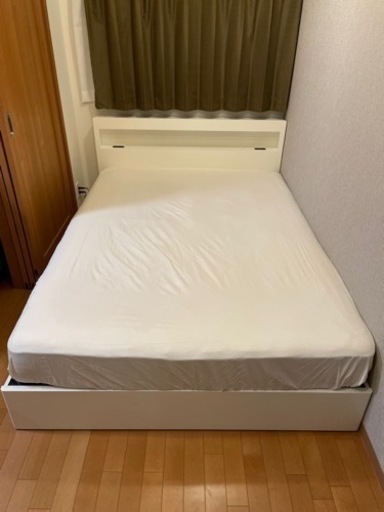 【引渡し(仮)確定】ダブルベッド&マットレス　引き出し コンセント 照明付