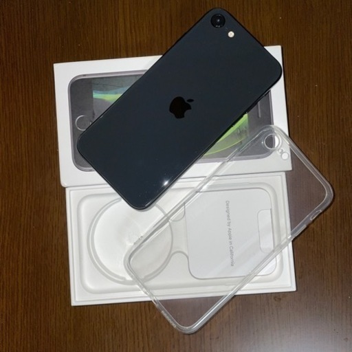 iPhoneSE 64GB ブラック　SIMフリー
