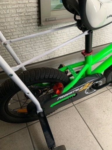 子供用自転車　美品　就学前　練習　男の子