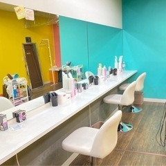 ＜＊hair make salon m＊＞ヘアメイクスタッフ募集!! 週1日2時間～、WワークOK◎ママさんスタイリストや短時間勤務の方も♪6月15日までに入社可能な方は給与明細必須！！時給優遇します☆正社員希望の方もまずはご連絡ください♪の画像