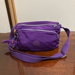 中古キプリングショルダーバッグ(紫)
