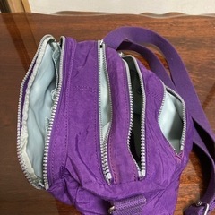 中古キプリングショルダーバッグ(紫)の画像