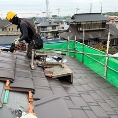 未経験大歓迎　屋根工事（瓦工事•板金工事）の職人募集