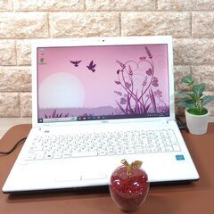 ※※5/30フリマサイトで売却済み※※【No12038】★Celeron Dual-Core 1005M★WEBカメラ★メモリ4GB★SSD128GB 五所川原まで来て頂ける方限定