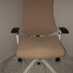 イトーキ　エフチェア　ベージュ