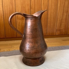 アンティークっぽい壺？の画像