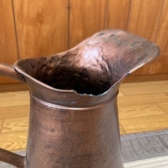 アンティークっぽい壺？の画像