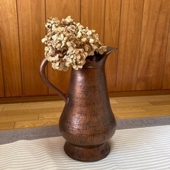 アンティークっぽい壺？の画像