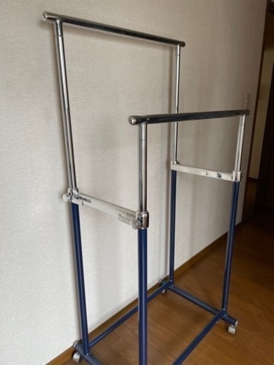 パイプハンガー