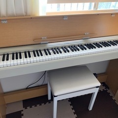 ヤマハの電子ピアノ　椅子　セット