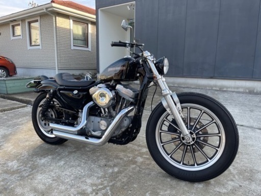 ハーレー 883 C スポーツスター