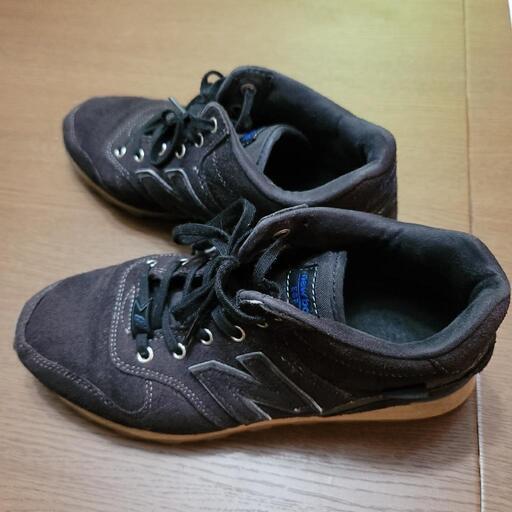 ニューバランスレディーススニーカーWH996BVI２４cm