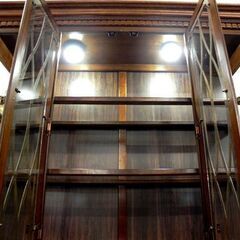 サイドボード コレクションボード 幅：約143cm アンティーク調 分割可能 照明付き 食器棚 飾り棚 札幌市 厚別区 の画像