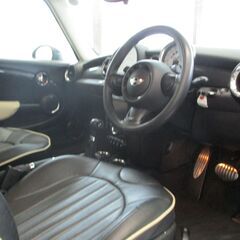 MINI専門店 2013年 BMW MINI 検査付き R56最終　改良型後期エンジン　整備付き ミニ クーパー S 6速AT ターボ 無事故車 ETC付　ナビ　TV　TEL0721-69-4990　担当若林の画像