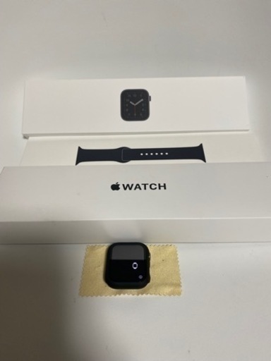 Apple Watch SE 44mm 26日正午まで出品中