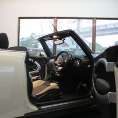 MINI専門店　程度良好 2009年 BMW MINI 検査付き R56　コンバーチブル　整備付き 電動オープン ミニ クーパー S 6速AT ターボ 無事故車 ETC付　TEL0721-69-4990　担当若林の画像