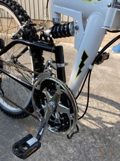 ＭTB 比較的美品タイヤサイズ26×1.95 Vブレーキ3×6段変速リヤサスペンション