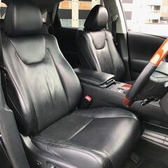 決算SALE開催中！！大好評に付き自社ローン先着１０名様条件超緩和中！！！！コミコミ180万円！！！！ローン審査がご不安な方必見！！！！！！【自社ローン最短即日審査　条件緩和中！】H23年　レクサス　ＲＸ４５０ｈ　バージョンＬ   ４ＷＤ　純正ＨＤＤナビ　ＣＤ　ＤＶＤ　ＢＴ　フルセグＴＶ　Ｂ．Ｓカメラ　黒革シート　クルコン　Ｐバックドア　Ｐシート　シートヒータ　エアシート　ＥＴＣ　Ｆ社外後期バンパー　Ｒフォグ　スペアキーの画像