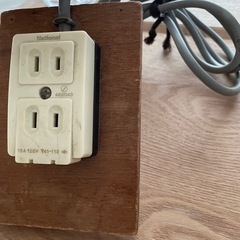 【取引中】木材つき電源コード、延長コードの画像