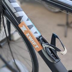 GIANT TCR と ズイフト(ZWIFT)最安セット(TACX SATORI + Bluetooth センサー、ANT+ドングル等)の画像