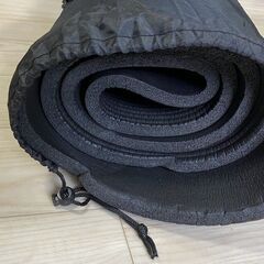 【取りに来られるかた限定】ヨガマット　厚さ10mmキャリーバッグ付きの画像