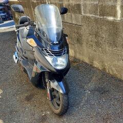 SYM RV125EFI の画像