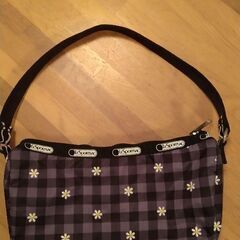 レスポートサック　ギンガムチェック　花刺繍　ミニバッグ