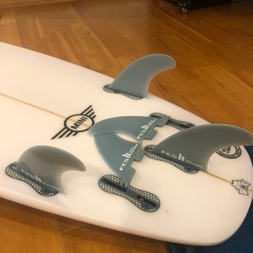 CHNNEL ISLANDSサーフボードMINI5’3 フィン付き