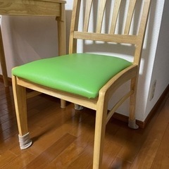 ダイニングテーブル(イス2脚付き)の画像