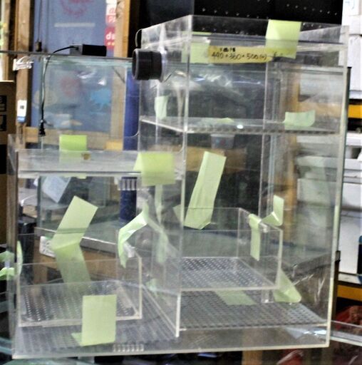 アクリル濾過槽　ウールボックス付③ 8,000円