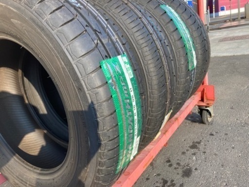 215/65/16 TOYO タイヤ 夏タイヤ 新品 値下げ！！