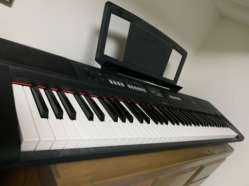 ヤマハキーボード Piaggero NP-V80