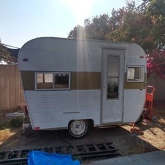 73’ Field and Stream Model10の画像