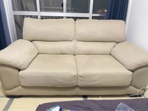 二人掛けソファお譲りします