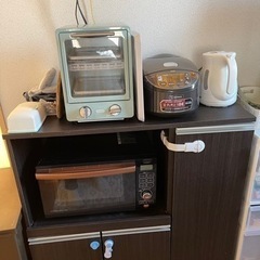 茶色　棚の画像