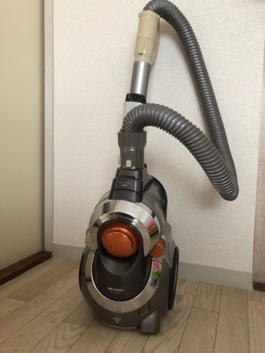 SHARP プラズマクラスター搭載 サイクロン掃除機 EC-VX200